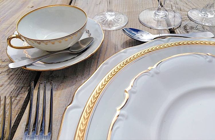 1500 COUPS DE POUCE - Sophie Valdès, sa vaisselle et ses objets vintage